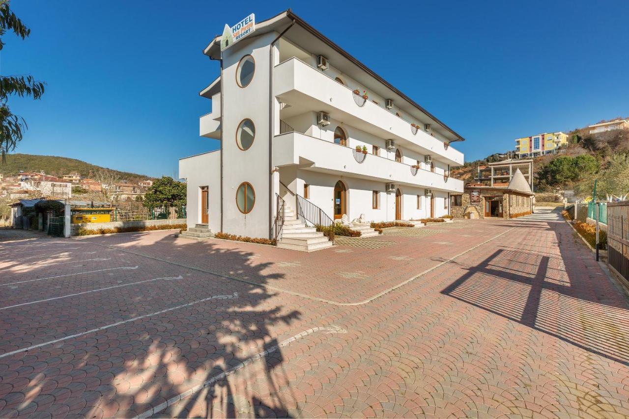 Hotel San Pietro Martin Fushe-Drac Eksteriør billede
